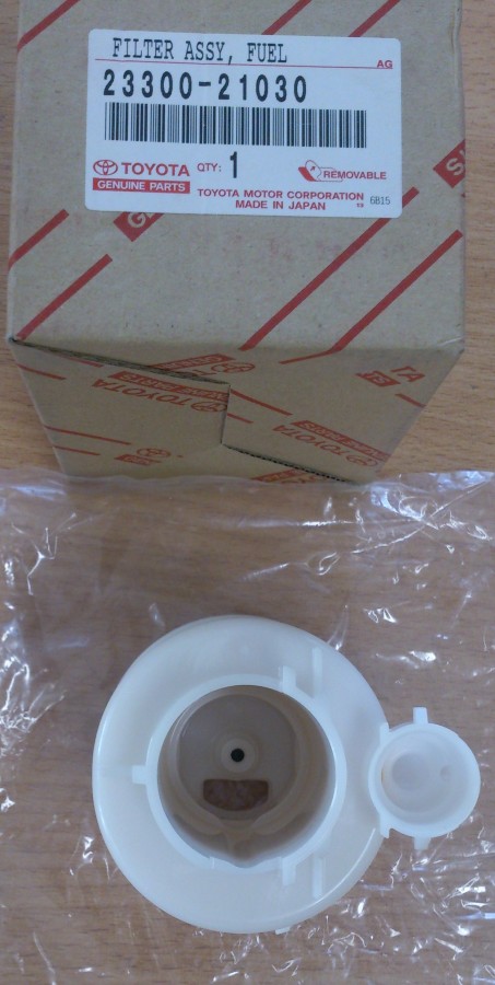 Фильтр топливный TOYOTA Yaris 2330021030 NZFE