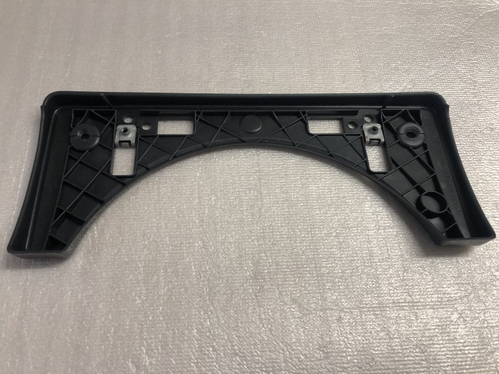 Кронштейн переднего бампера LEXUS LS430 5211450070B1