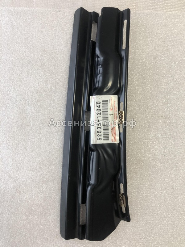 Крепеж TOYOTA Corolla E95 5253512040