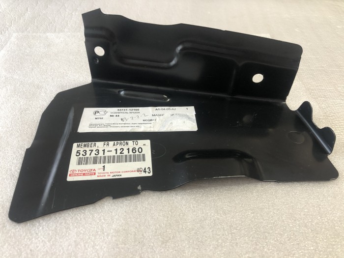 Усилитель крыла TOYOTA Corolla E120 5373112160