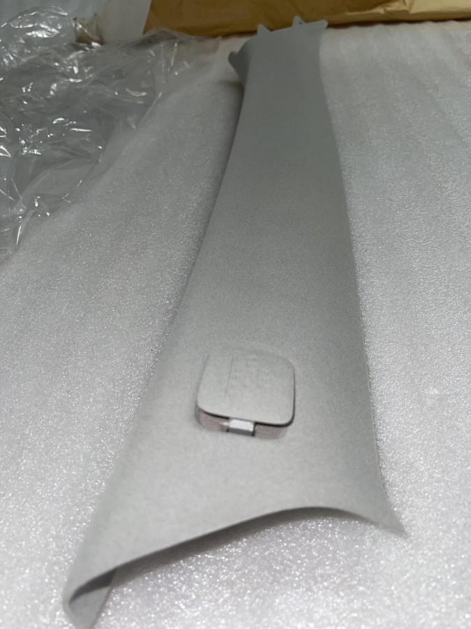 Накладка стойки передней правой TOYOTA CAMRY V30 6221033110B2