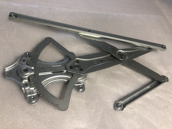 Стеклоподъемник передний левый TOYOTA CAMRY CV30 2001-2006 6980233060