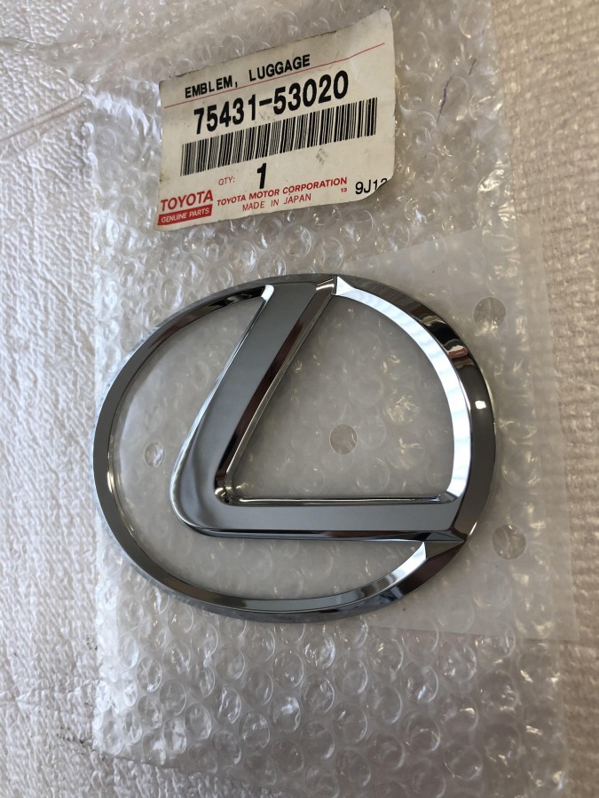 Эмблема задняя LEXUS IS 7543153020