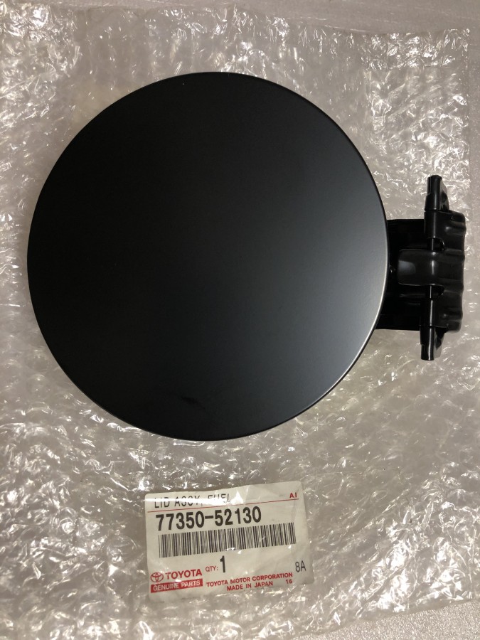 Лючок бензобака TOYOTA Vitz Yaris P90 7735052130