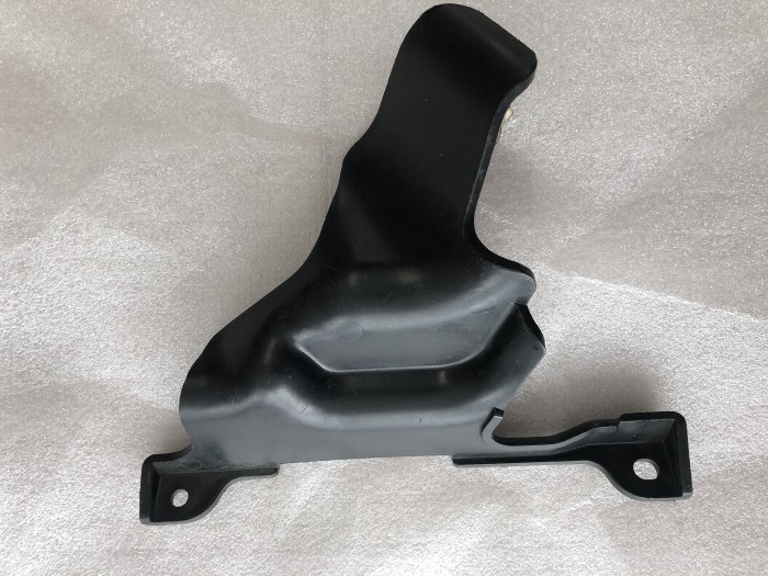 Защита топливопровода TOYOTA RAV4 ACA20 7764142030