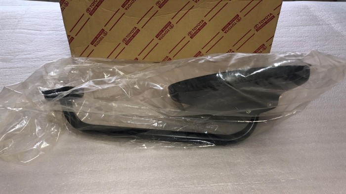 ЗЕРКАЛО НАРУЖНОЕ ЗАДНЕЕ ПАРКОВОЧНОЕ TOYOTA 8795028070