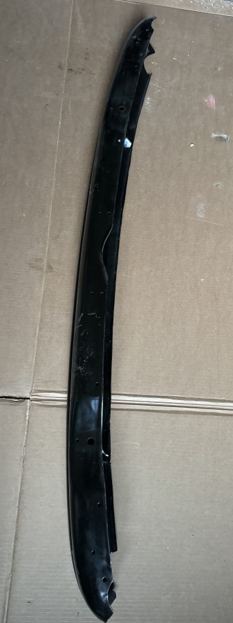 Стойка кузова центральная правая Toyota Camry ACV30 6130333040