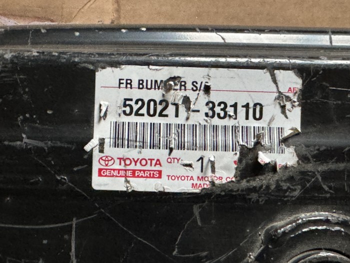 Усилитель бампера передний Toyota Camry XV30 2001 - 2006 5202133110
