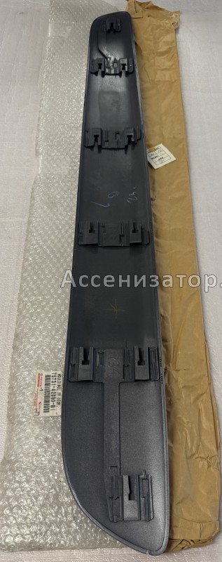 Молдинг двери передней левой TOYOTA RAV4 7573142090B1
