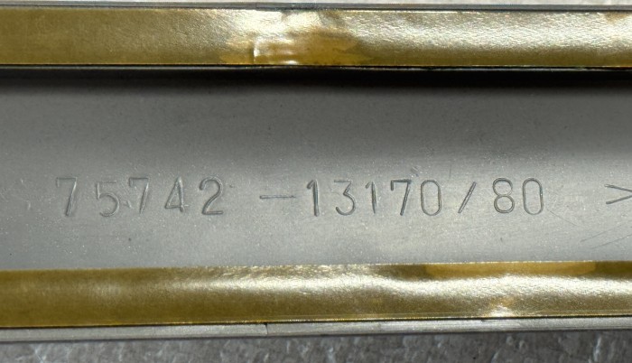 Молдинг задней левой двери TOYOTA COROLLA 120 7574213180B0