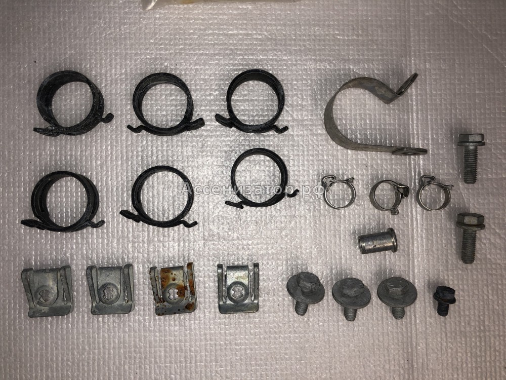 Комплект крепежа WEBASTO BMW E60 64500396436